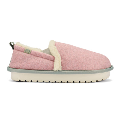 Carmel Moccasin Pink 3 Quarter View #color_pink